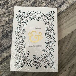 Archer & Olive NIB Pink A5 Dot Journal